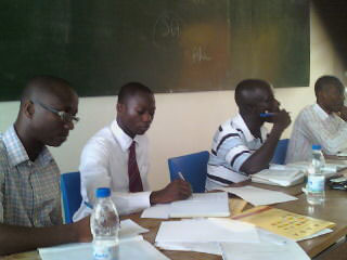 Compte rendu de la cérémonie de lancement des activités du Club OHADA CI section BONOUA du 24 mars 2012 photo 2
